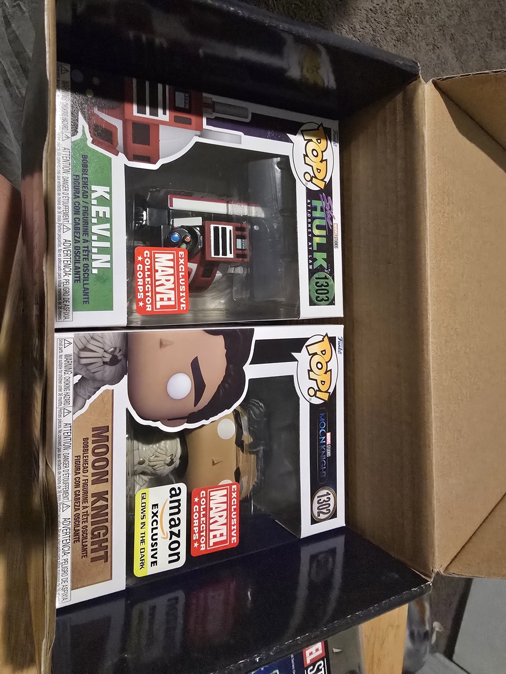 Marvel Collector Corps Exclusive #1302 Moon Knight & #1303 K.E.V.I.N. And Acceso